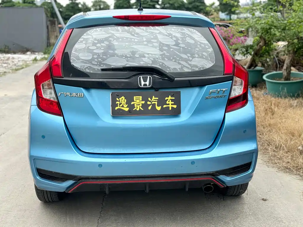 Honda Fit — миниатюра 5