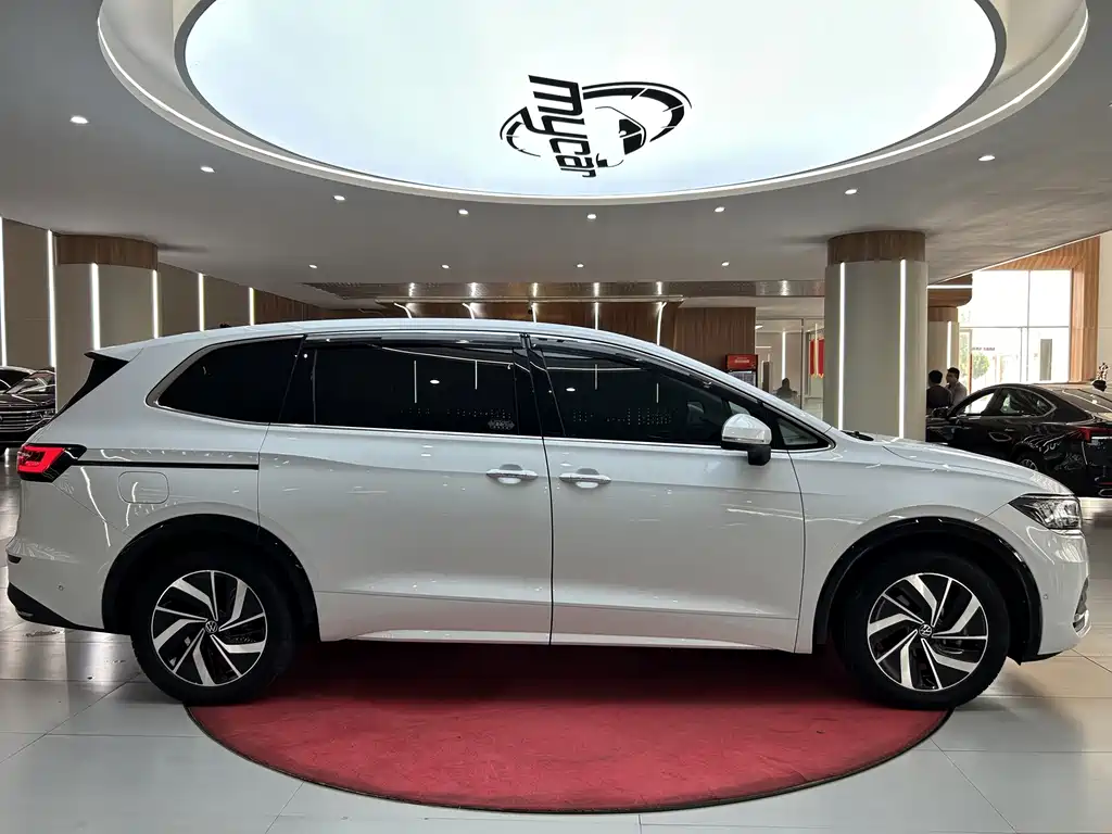 Volkswagen Viloran — миниатюра 4