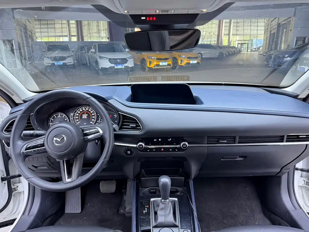 Mazda CX-30 — миниатюра 10