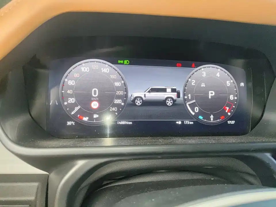 Land Rover Defender — миниатюра 8