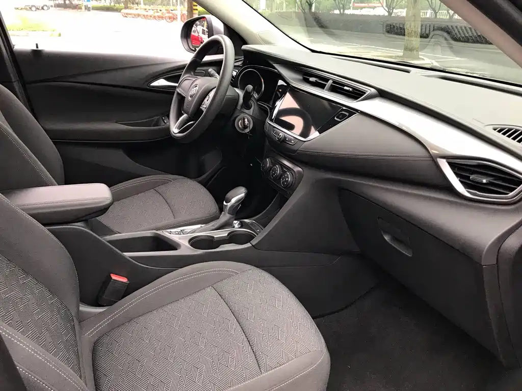 Buick Encore GX — миниатюра 5