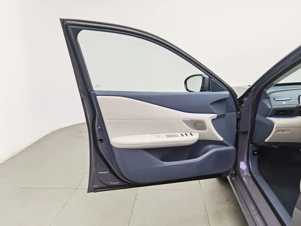 Nissan Teana — миниатюра 8