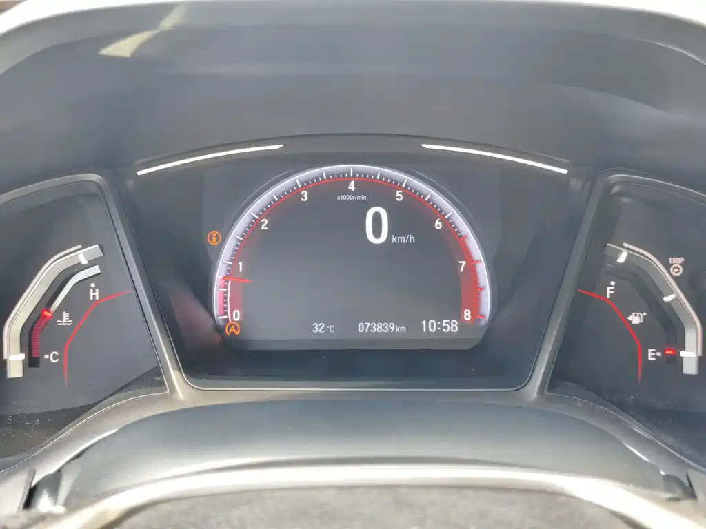 Honda Civic — миниатюра 17