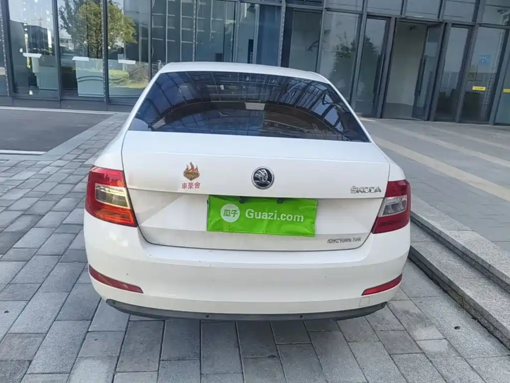 Skoda Octavia — миниатюра 6