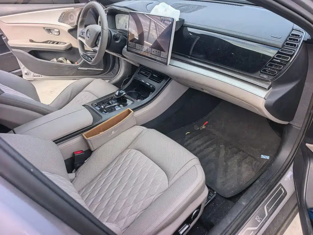 BYD Han — миниатюра 6