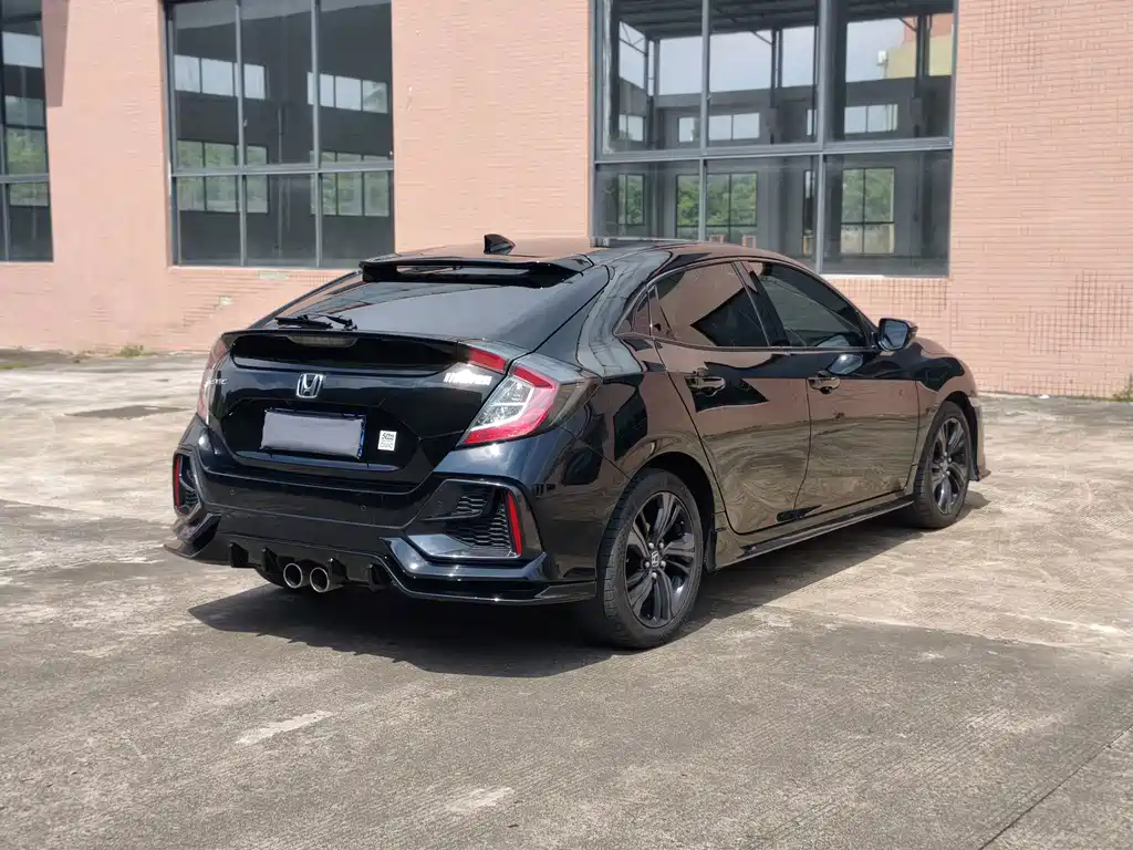 Honda Civic — миниатюра 8