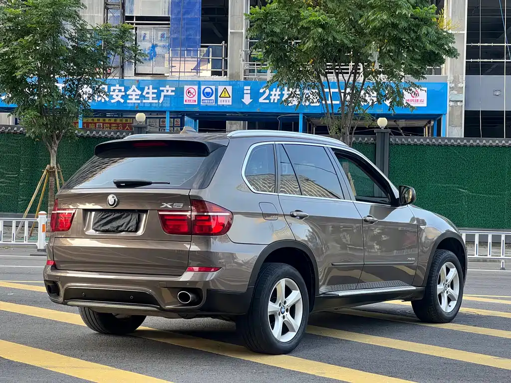 BMW X5 (Import) — миниатюра 7