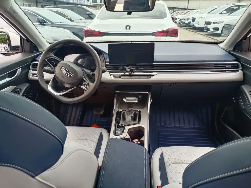 Geely Emgrand — миниатюра 8