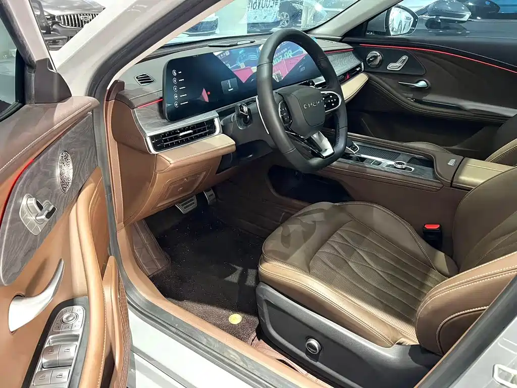 Chery Arrizo 8 — миниатюра 4