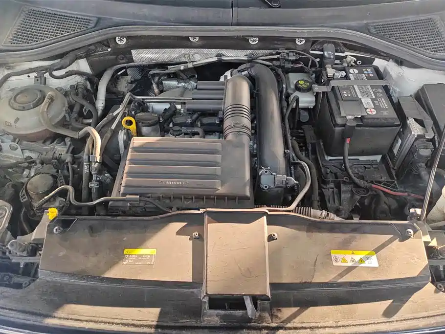 VOLKSWAGEN T ROC EXPLORING SONGS