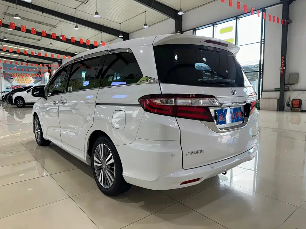 Honda Odyssey — миниатюра 6