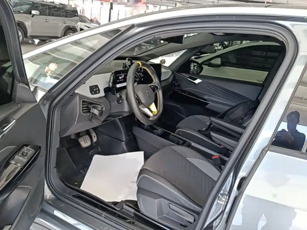 Volkswagen ID.3 — миниатюра 16