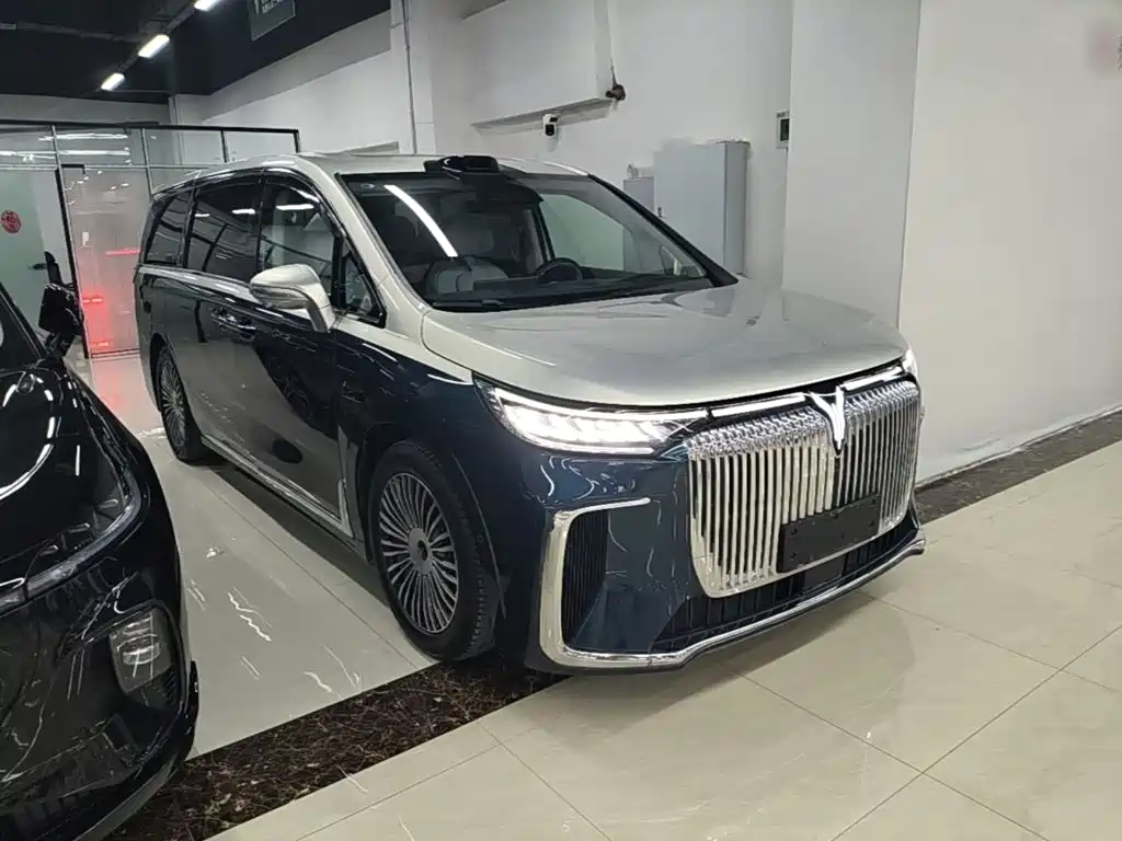 VOYAH Dreamer — миниатюра 4