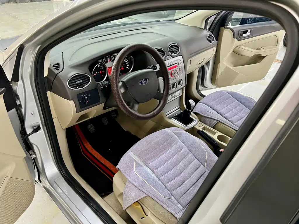 Ford Focus — миниатюра 9