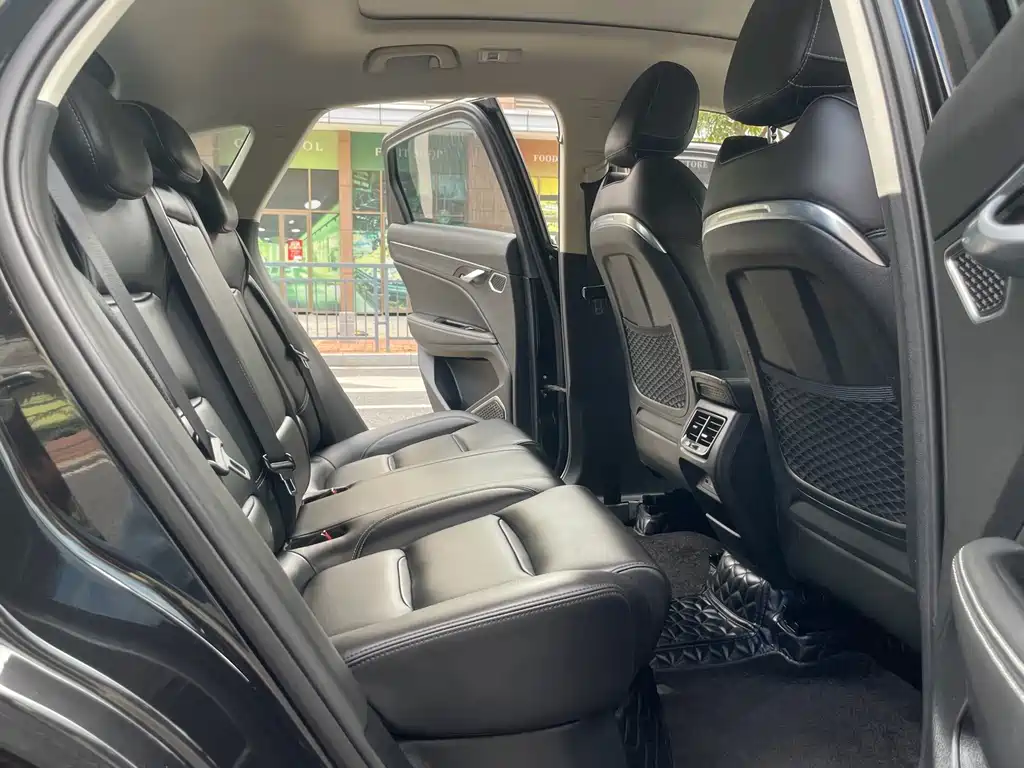 Geely Xingyue — миниатюра 14