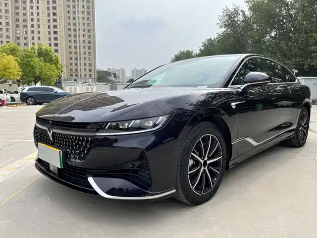 LANTU AUTOMOBILE LANTU CHASING LIGHT 2024