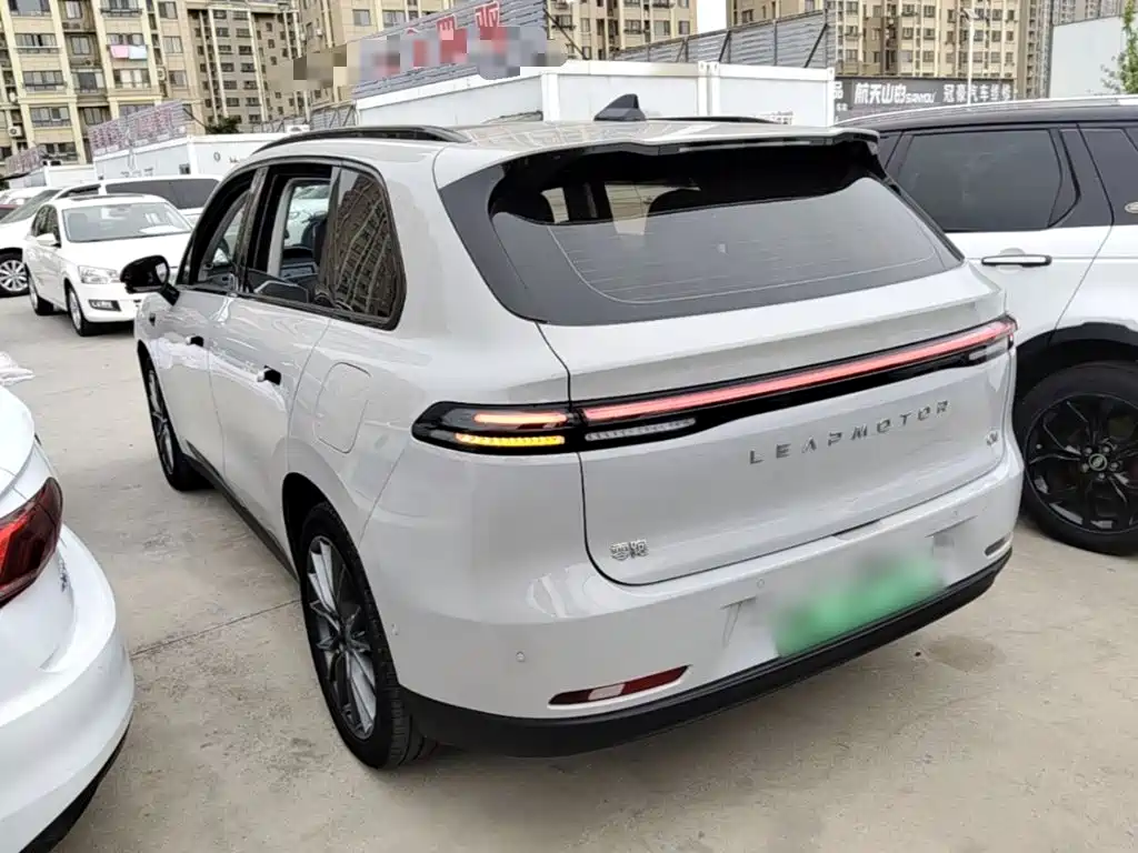 Leapmotor Leapmotor C10 — миниатюра 5