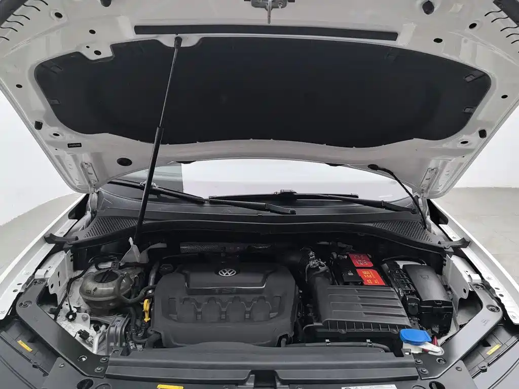 Volkswagen Tiguan L — миниатюра 6