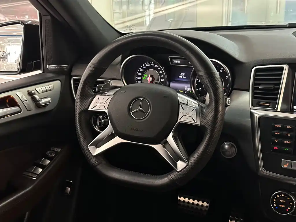 Mercedes-Benz M-Class AMG — миниатюра 5