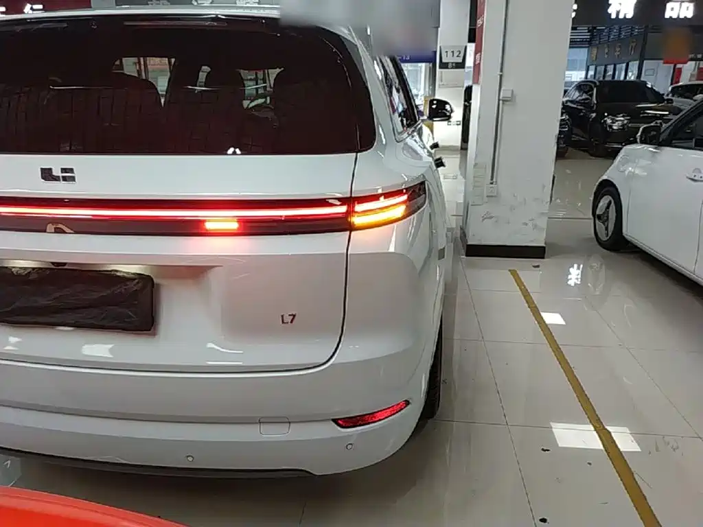 Li Auto Li L7 — миниатюра 8