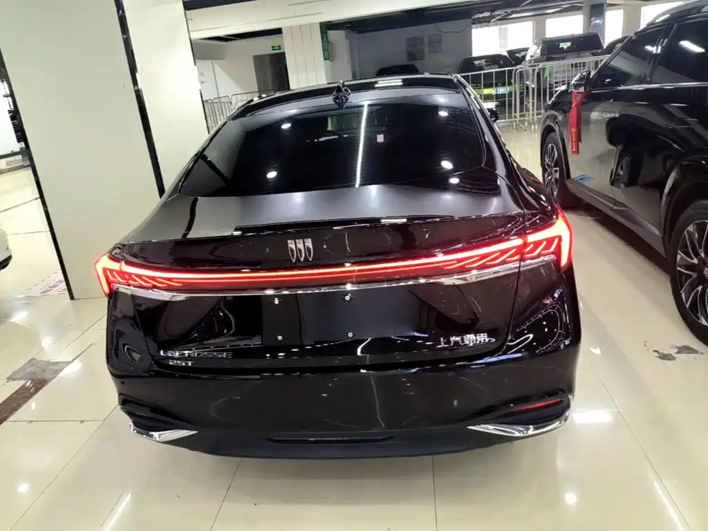 Buick LaCrosse — миниатюра 6