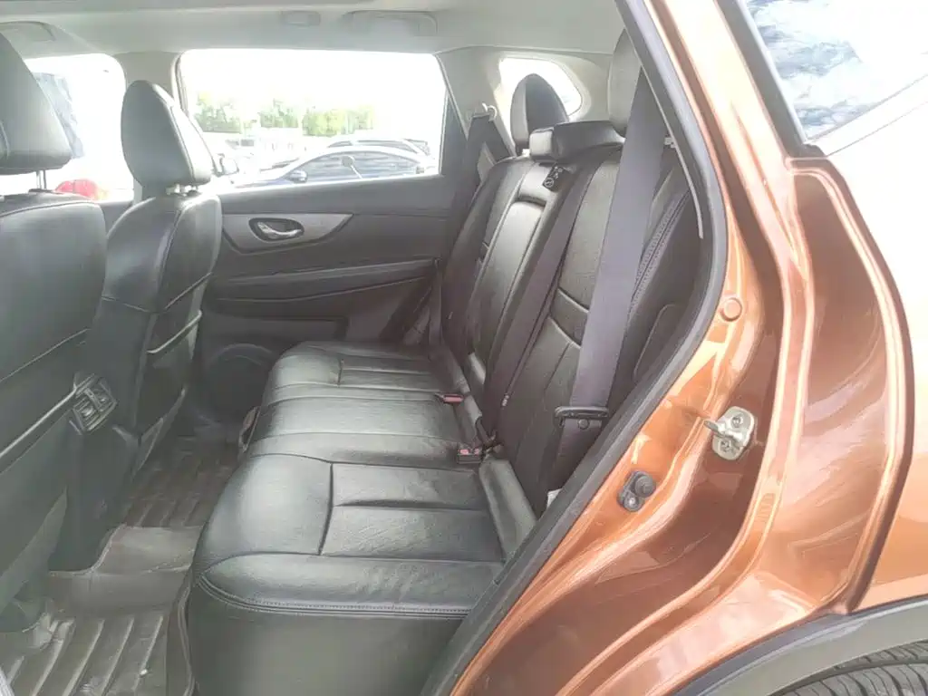 Nissan X-Trail — миниатюра 17