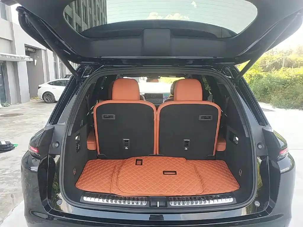 Li Auto Li L8 — миниатюра 19