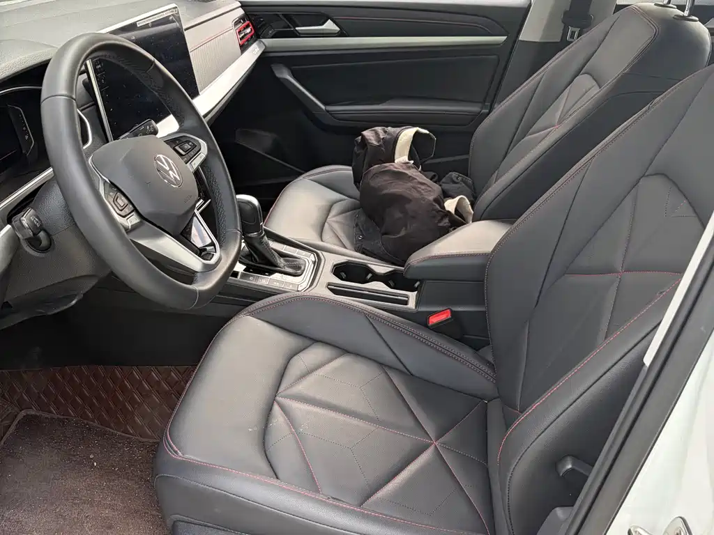 Volkswagen Lavida — миниатюра 5