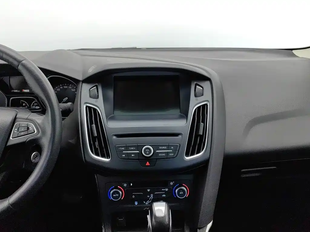 Ford Focus — миниатюра 12