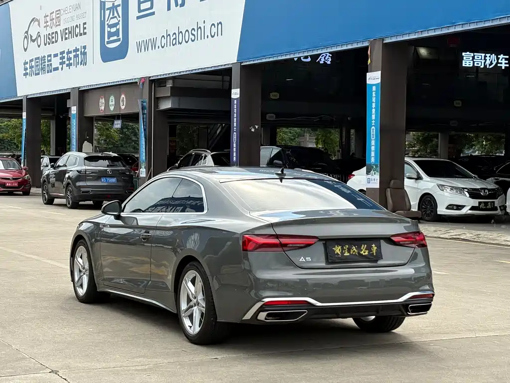 AUDI A5