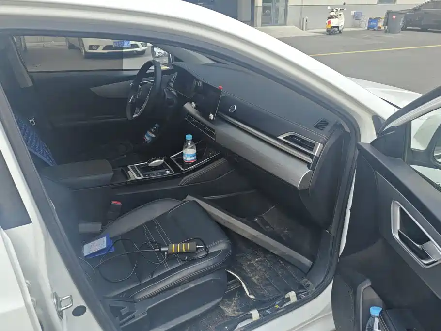 BYD Qin NEV — миниатюра 8