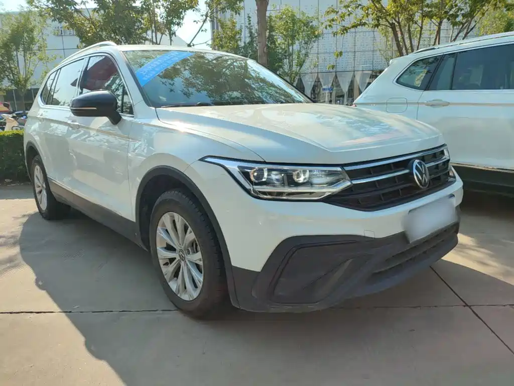 Volkswagen Tiguan L — миниатюра 4