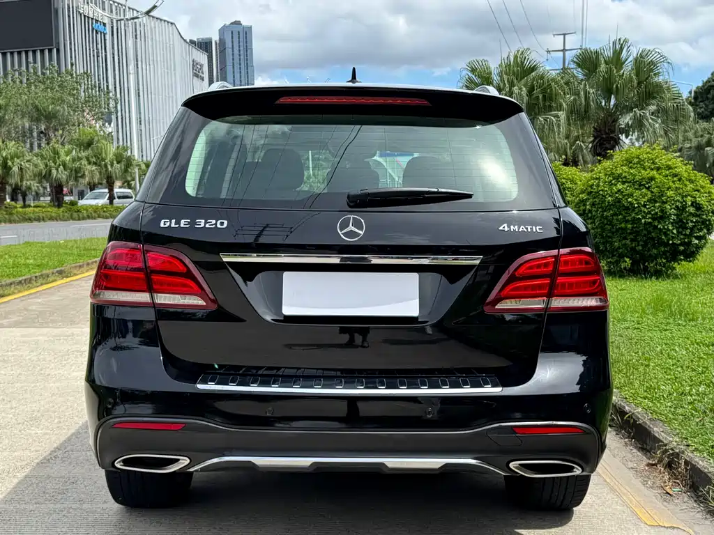 MERCEDES-BENZ GLE