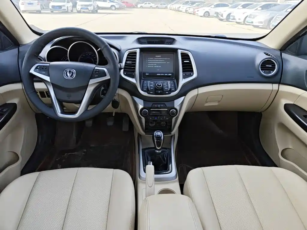 Changan Eado — миниатюра 10