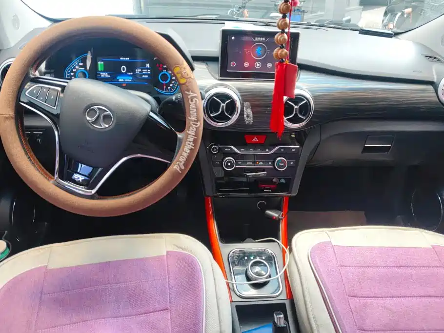 BAIC New Energy EX — миниатюра 12