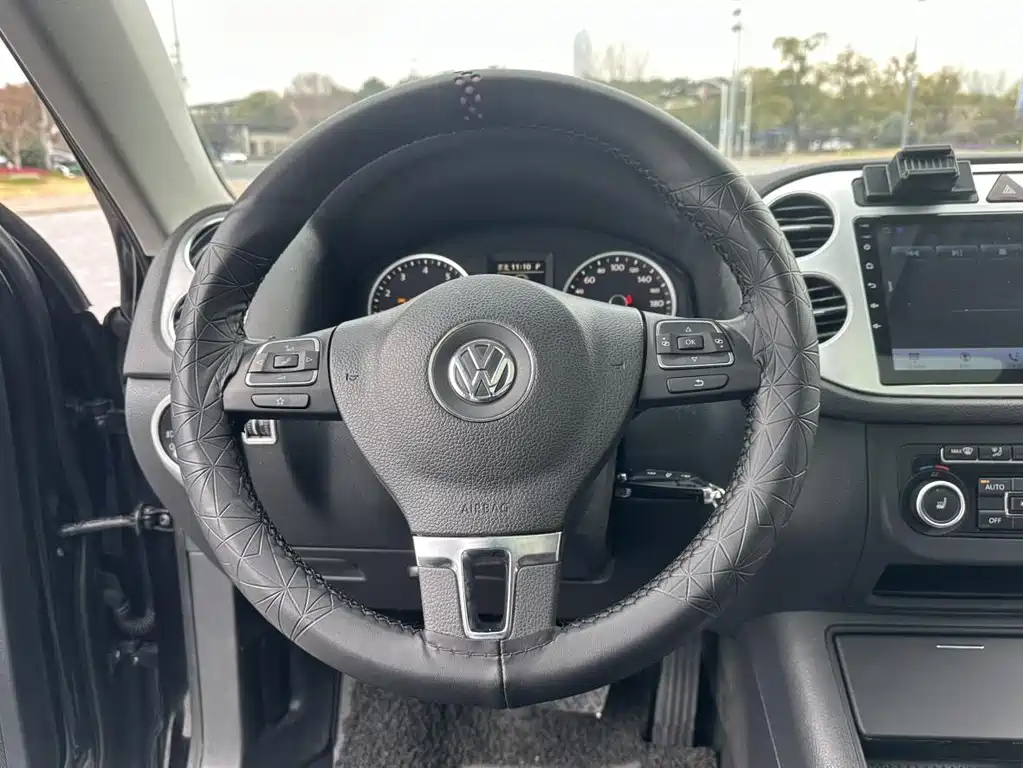 Volkswagen Tiguan — миниатюра 17