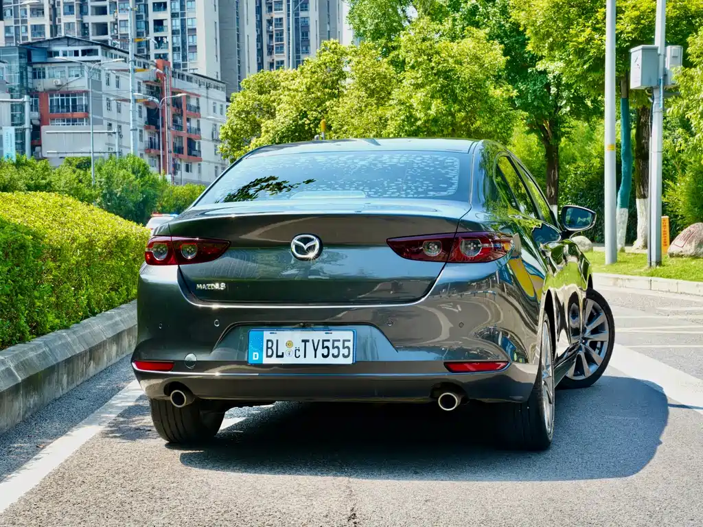 Mazda 3 Axela — миниатюра 6
