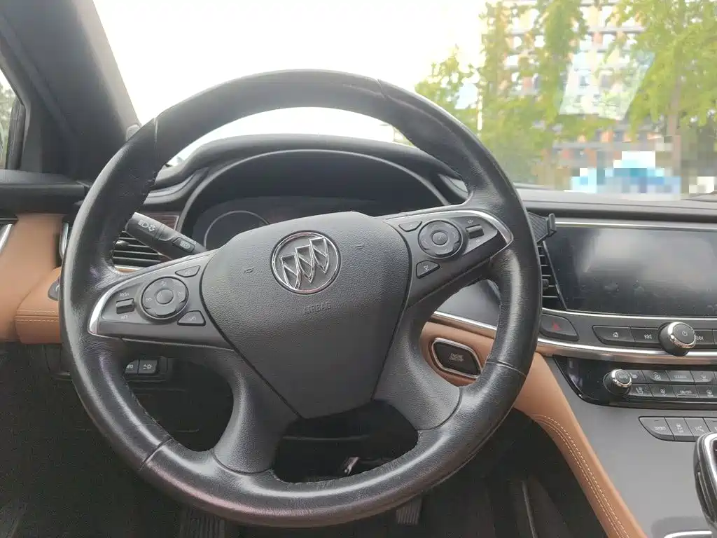 Buick LaCrosse — миниатюра 13