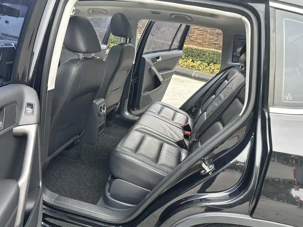 Volkswagen Tiguan — миниатюра 12