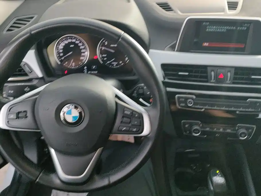 BMW X1 — миниатюра 12