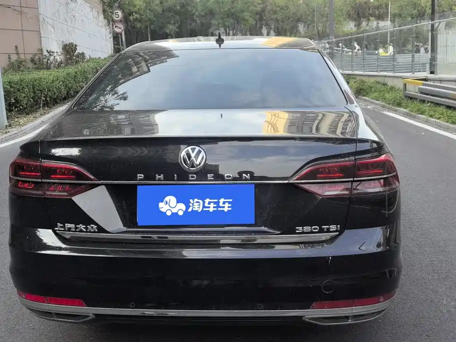 Volkswagen Phideon — миниатюра 4