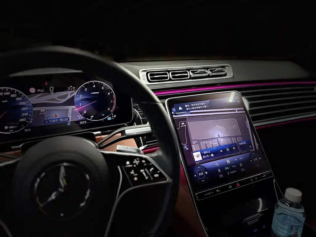 Mercedes-Benz S-Class — миниатюра 12