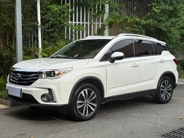GAC Trumpchi GS4 PHEV