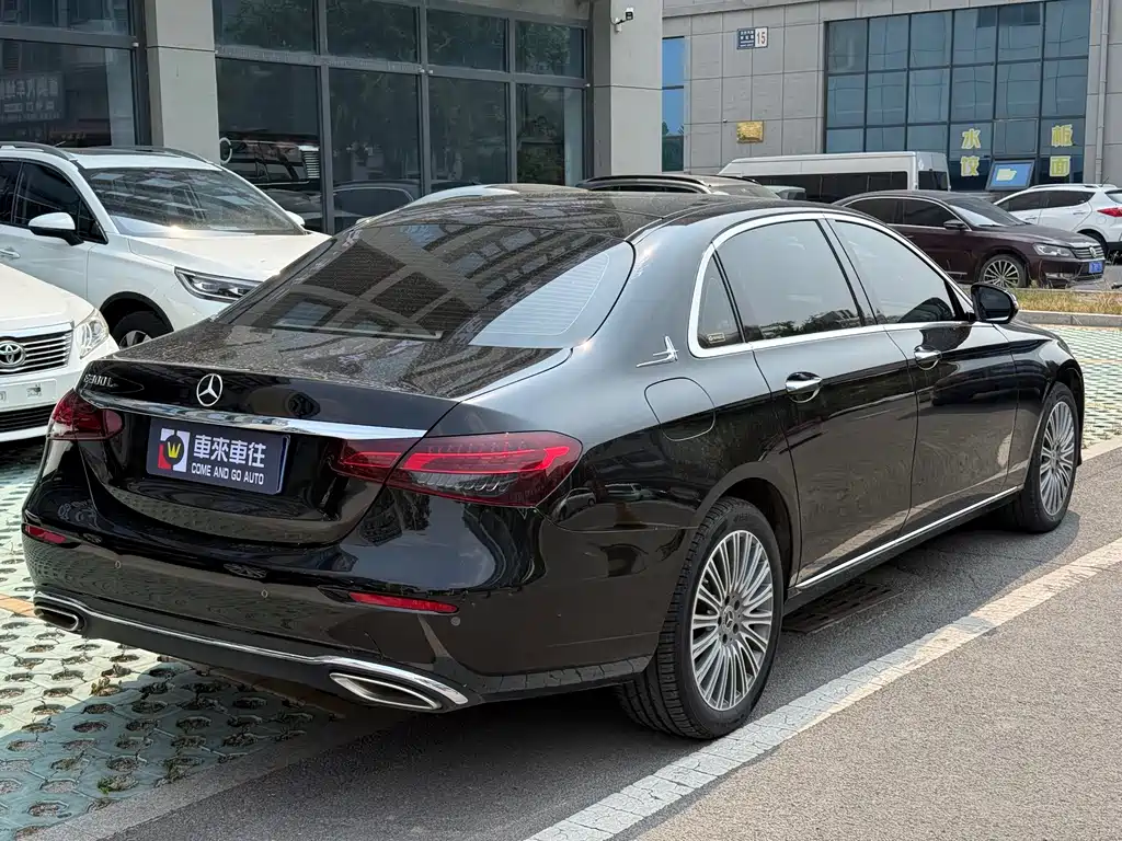 Mercedes-Benz E-Class E 2023 E 300 L Fashion