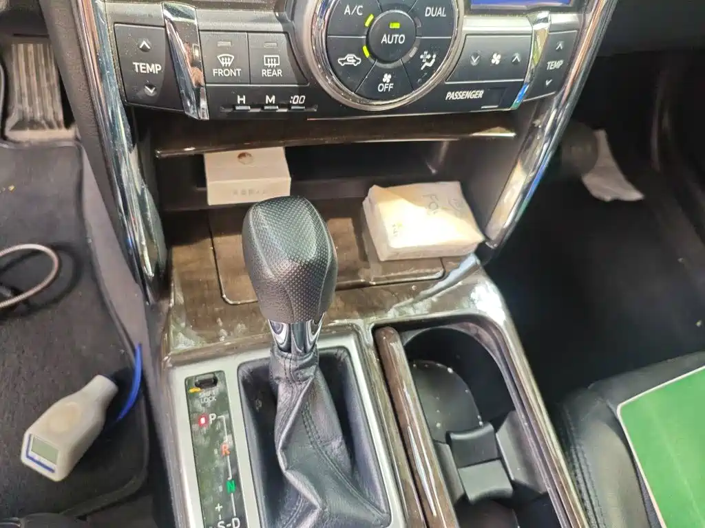 Toyota Reiz — миниатюра 10