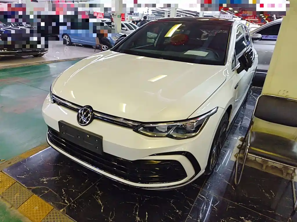 Volkswagen Golf 2021