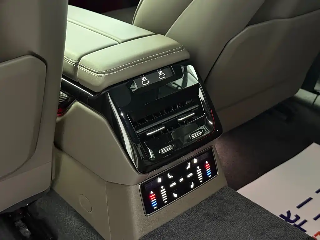 Audi A6L — миниатюра 14