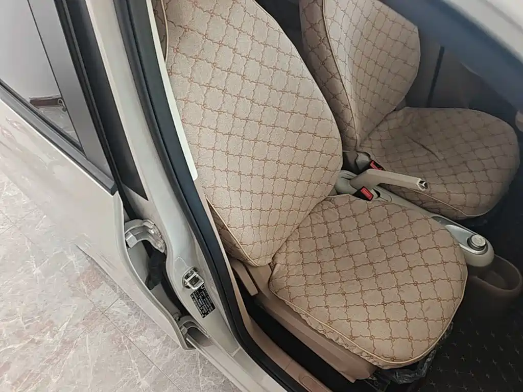 Wuling MINIEV — миниатюра 25