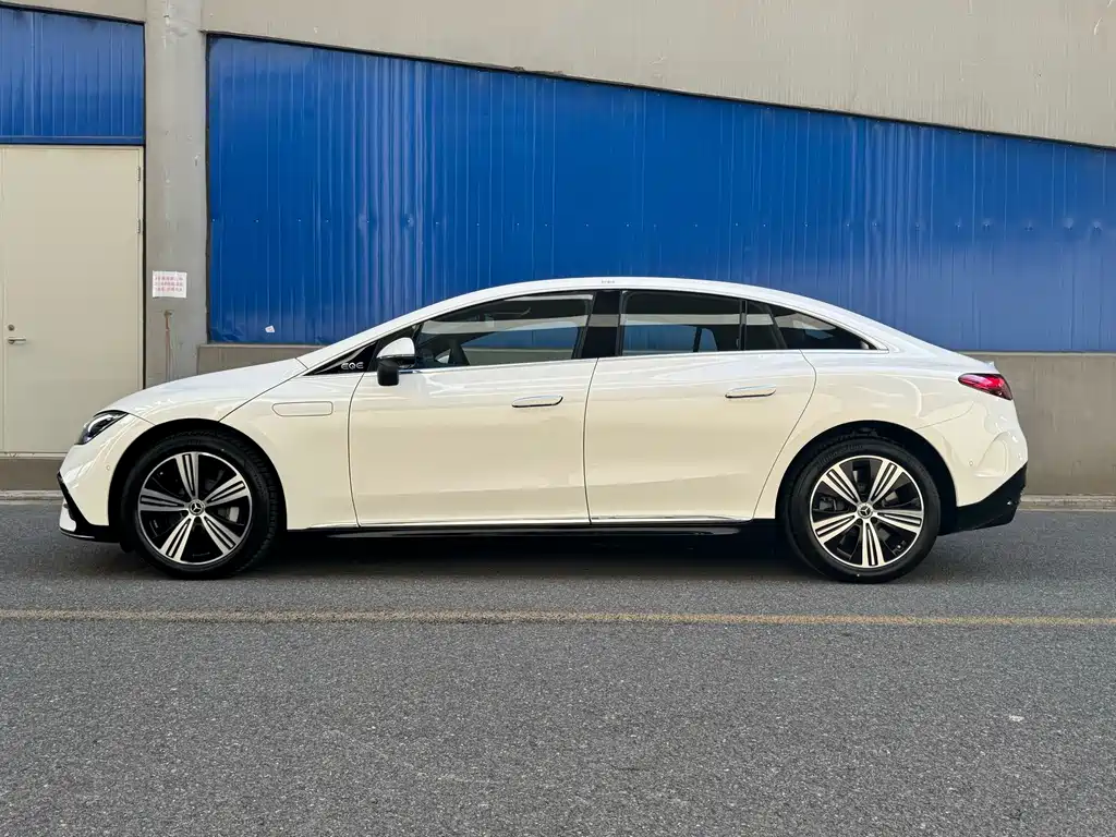 Mercedes-Benz EQE — миниатюра 9