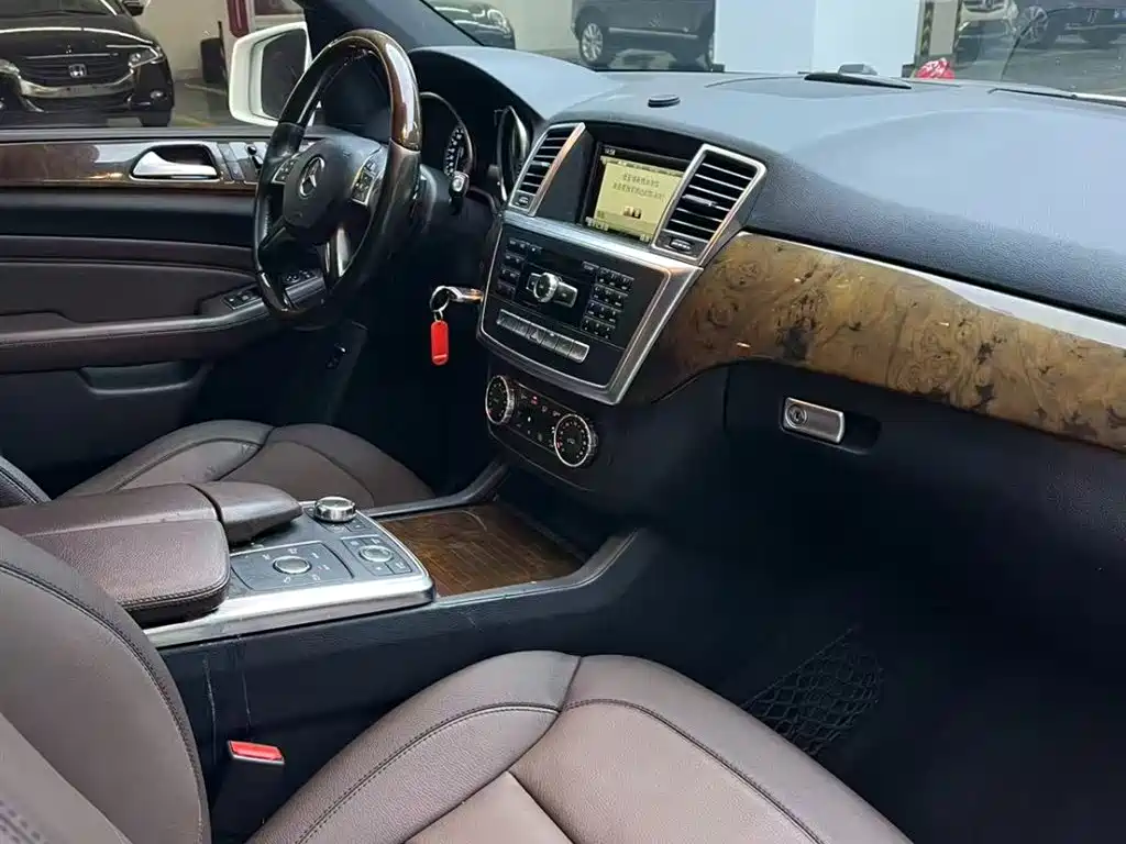 Mercedes-Benz M 2014 ML 400 4MATIC Luxury